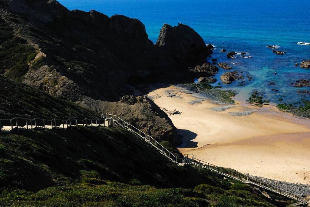 Vale Do Guizo: Casa Poente On The Contryside, Close By The Sea. Aljezur Εξωτερικό φωτογραφία
